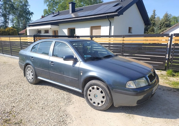 Skoda Octavia cena 5500 przebieg: 205000, rok produkcji 2003 z Bełchatów małe 46